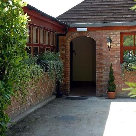 Hopbine House Panzió Hereford Kültér fotó