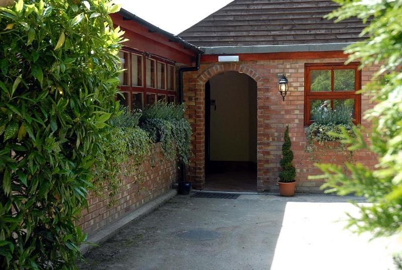 Hopbine House Panzió Hereford Kültér fotó